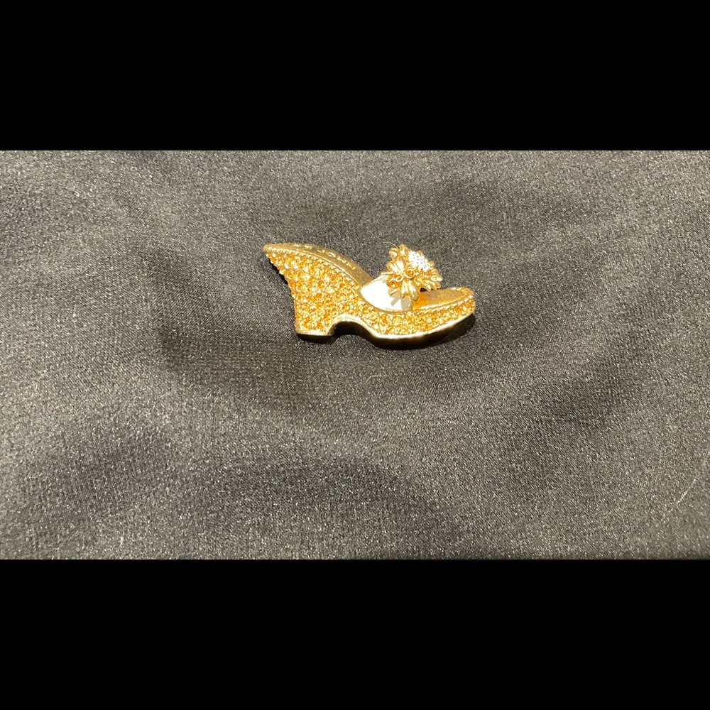 St John Pin